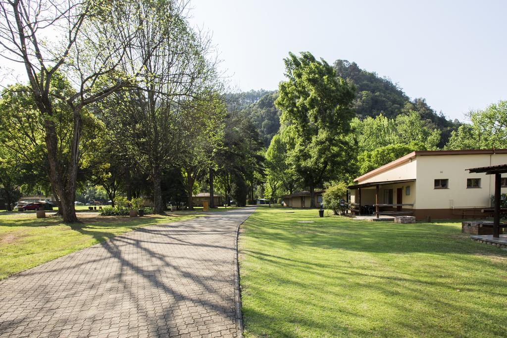 Merry Pebbles Resort Sabie Luaran gambar