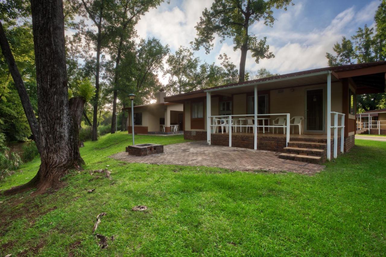 Merry Pebbles Resort Sabie Luaran gambar