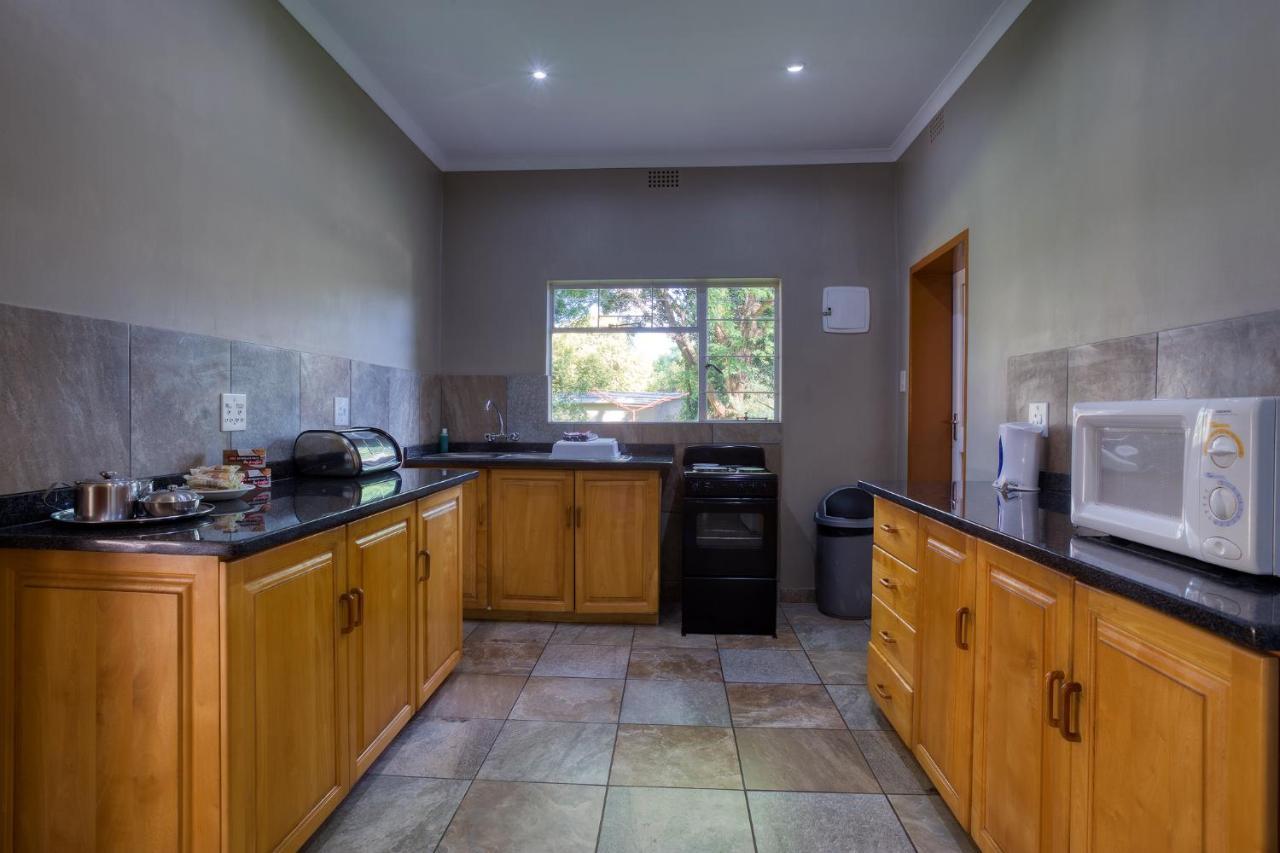 Merry Pebbles Resort Sabie Luaran gambar